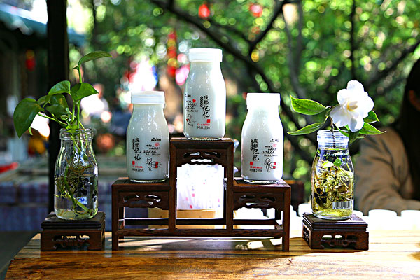 1451269975624816.jpg ph1592-p00013.jpg