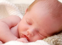 寶寶玩累了有什么表現(xiàn)怎么讓他安靜睡覺.png 寶寶玩累了有什么表現(xiàn)怎么讓他安靜睡覺.png