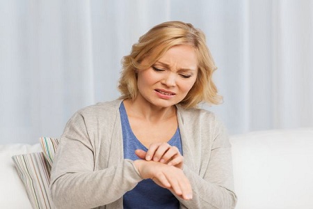 皮膚炎是什么引起的?體質(zhì)血虛生風(fēng)要小心