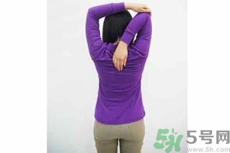 搬年貨腰酸背痛怎么辦?這些動作緩解不適 搬年貨腰酸背痛怎么辦?這些動作緩解不適