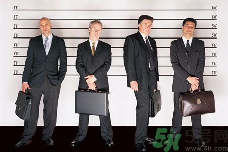 14歲男孩身高多少才算正常?14歲身高標準是多少?