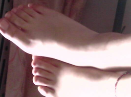 12歲女孩有腳臭正常嗎?12歲女孩有腳臭怎么辦.png 12歲女孩有腳臭正常嗎?12歲女孩有腳臭怎么辦.png