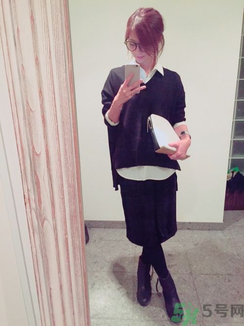 黑白色調(diào)怎么搭配好看?無彩色系制造出不同穿搭4變化 黑白色調(diào)怎么搭配好看?無彩色系制造出不同穿搭4變化