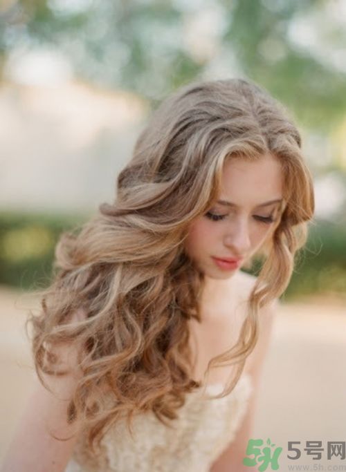 如何打造浪漫波浪卷發(fā)?打造浪漫波浪卷發(fā)秘訣 如何打造浪漫波浪卷發(fā)?打造浪漫波浪卷發(fā)秘訣