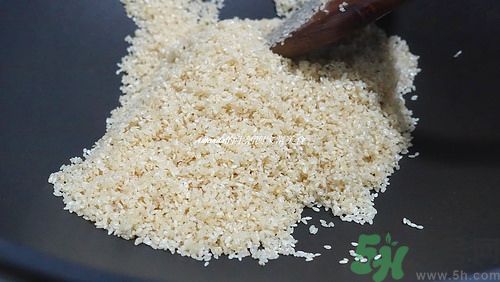 小魚干怎么炒好吃？蜜汁小魚干的做法