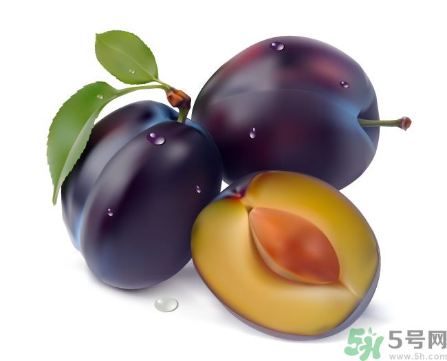 1.保養(yǎng)皮膚：水果中含豐富的抗氧化物質(zhì)維生素E和微量元素，可以滋養(yǎng)皮膚，其美容效果可不是一般的化妝品可比的。