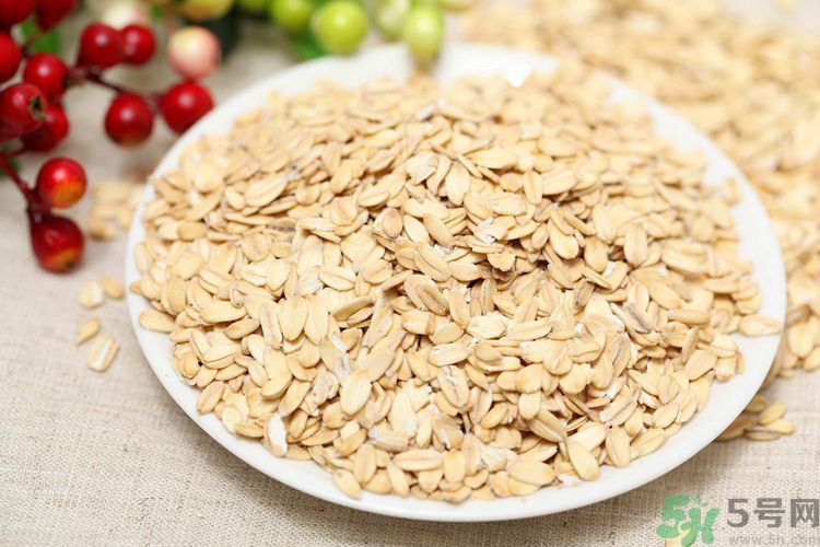 紅糖可以和燕麥一起吃嗎？燕麥片和紅糖吃起來什么好處？