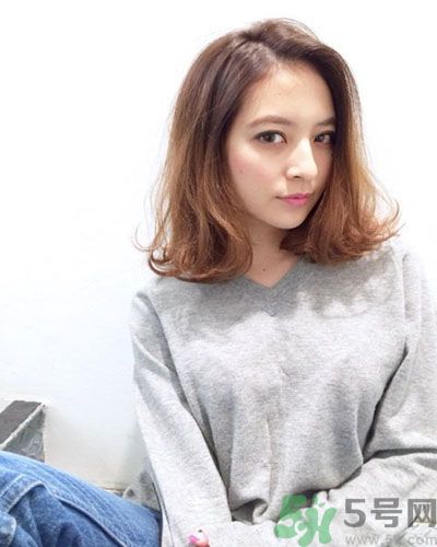 發(fā)尾往外翹怎么辦?3秒讓你成為時(shí)尚可愛的外卷造型