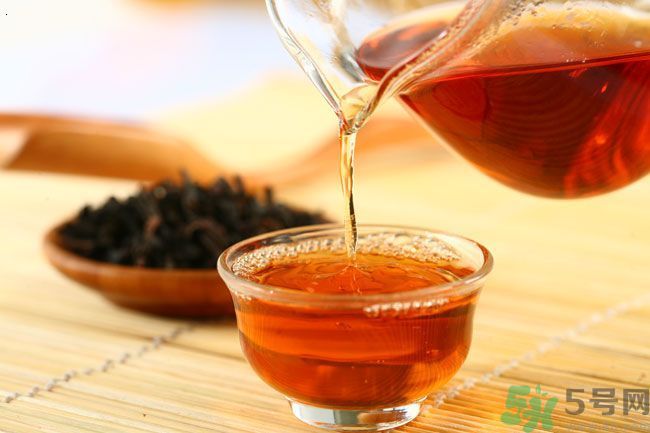 春天喝紅茶好不好？春天喝紅茶還是喝綠茶好呢？