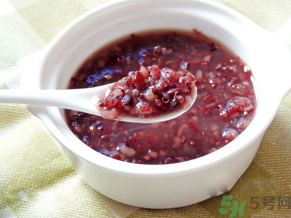 熬夜喝什么粥好？熬夜喝什么粥對(duì)身體復(fù)原好？