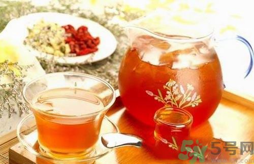 春天喝菊花茶好嗎？女性春天喝什么茶最好？