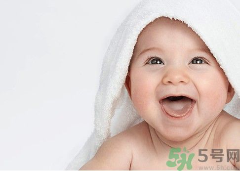 兒童的耳朵怎樣保護(hù)？保護(hù)寶寶的耳朵要做什么？