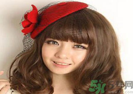 臉大的女生適合短發(fā)嗎？臉大的女生適合什么發(fā)型？