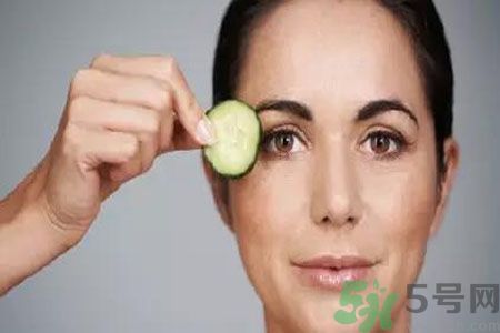  黃瓜可以直接敷臉嗎？黃瓜可以去痘痘嗎？