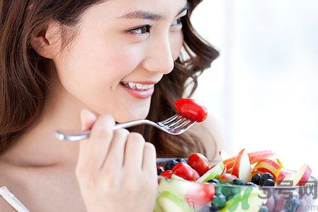 剖腹產(chǎn)后能吃蘋果嗎？剖腹產(chǎn)后能吃什么水果？