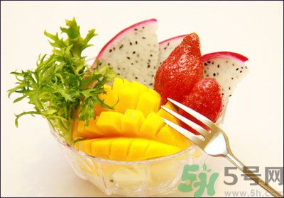 剖腹產(chǎn)后能吃蘋果嗎？剖腹產(chǎn)后能吃什么水果？