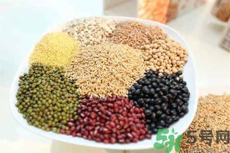 半夜腳抽筋是什么原因？半夜腳抽筋怎么緩解痛疼？