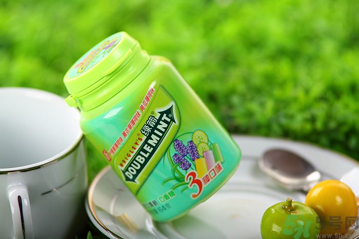 口香糖咽下去怎么辦？口香糖粘在衣服上怎么辦？