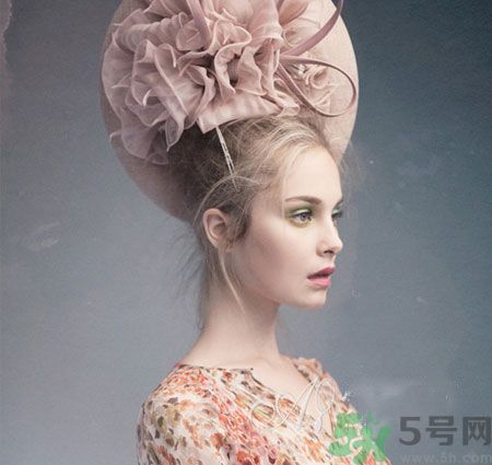 女生腎虛有什么表現(xiàn)？腎虛吃什么補(bǔ)最好？