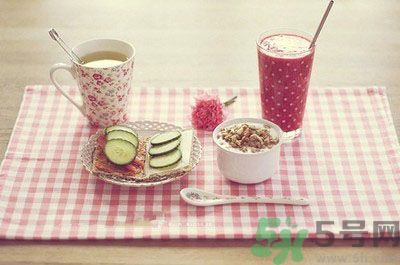 不吃早餐會(huì)怎樣？不吃早餐對(duì)身體有什么害處？