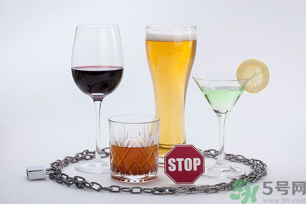 12歲能喝雞尾酒嗎？12歲喝雞尾酒好嗎？