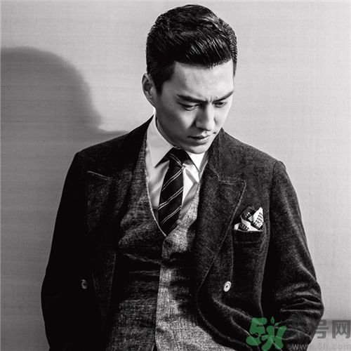 做仰臥起作可以練腹肌嗎？怎樣快速練出腹肌？