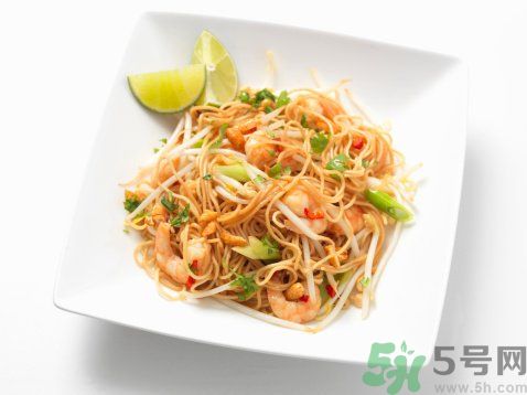 吃剩菜有危害嗎？什么類剩菜不能吃呢？