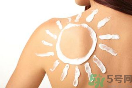 什么防曬霜效果好？怎么挑防曬霜？