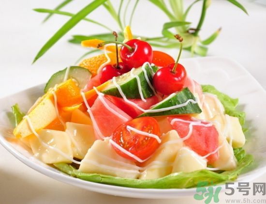 在飯后做運(yùn)動(dòng)什么對(duì)身體好？飯后有什么不能做？