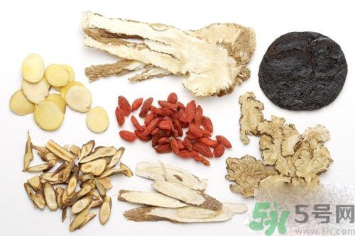 月經(jīng)量少怎么調(diào)理？月經(jīng)量少是什么原因？