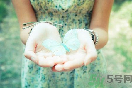 手心出汗怎么辦？手心出汗是怎么回事？