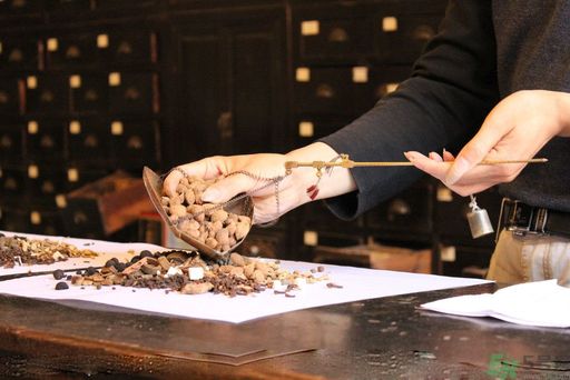 蕁麻疹會不會傳染？蕁麻疹怎么治才能好？