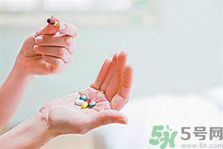 喉嚨發(fā)炎怎么辦？喉嚨發(fā)炎吃什么好得快？