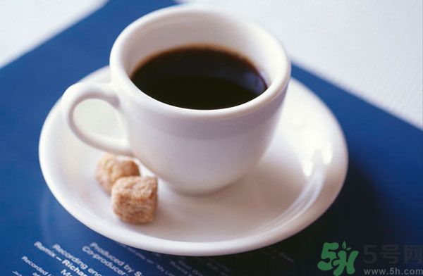 感冒頭痛可以喝咖啡嗎？頭痛喝咖啡好嗎？