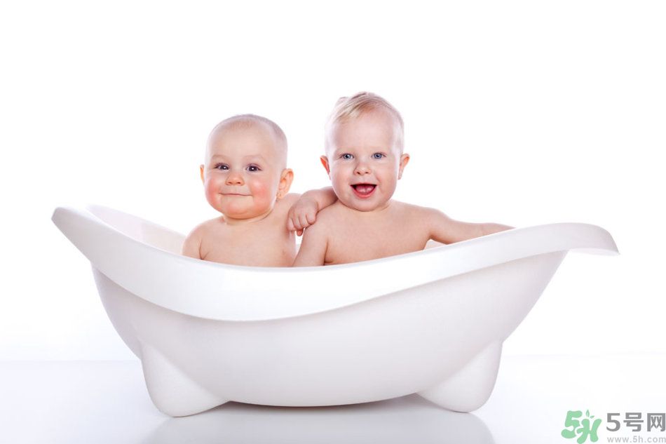 寶寶不睡覺怎么辦？寶寶不睡覺怎么回事？