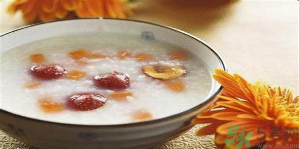 睡覺多夢是什么原因？睡覺多夢怎么調(diào)理？