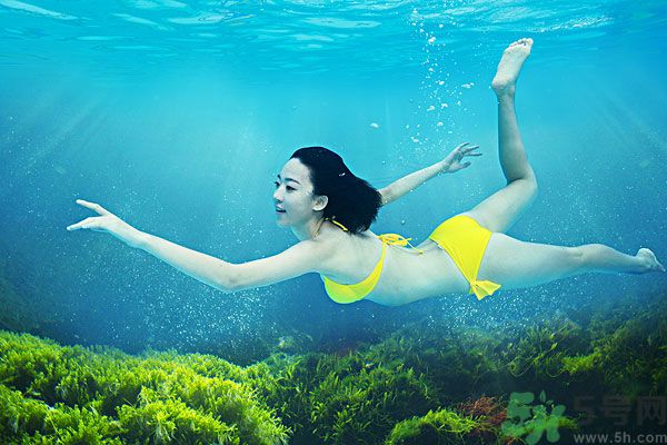 游泳前吃巧克力好嗎？游泳前吃什么好？