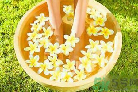 泡腳有什么好處？泡腳有什么禁忌？