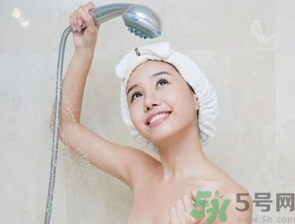 經(jīng)期可以洗澡嗎？經(jīng)期可以洗頭嗎？