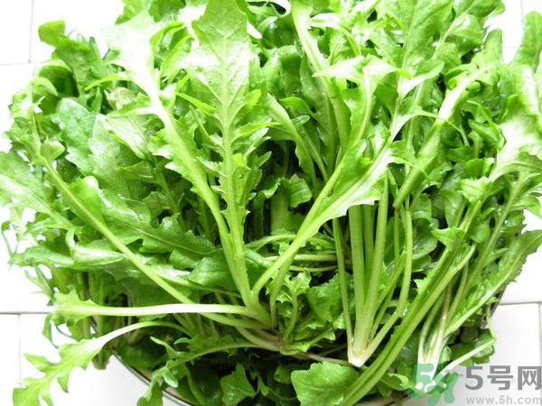 薺菜為什么要焯水？薺菜要用開水燙嗎？