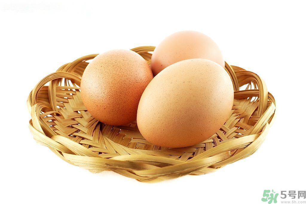 雞蛋能和牛奶一起吃嗎？雞蛋不能和什么一起吃？