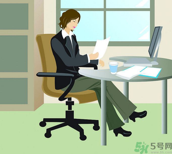 久坐會(huì)得腰間盤突出嗎？久坐有什么壞處？