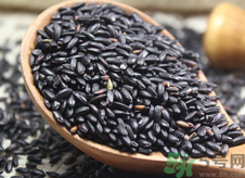 吃黑芝麻對頭發(fā)有什么好處?吃黑芝麻頭發(fā)會變黑嗎?.png 吃黑芝麻對頭發(fā)有什么好處?吃黑芝麻頭發(fā)會變黑嗎?.png
