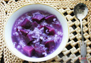 紫薯粥預(yù)防和治療100多種疾?。孔鲜砗贸詥?？