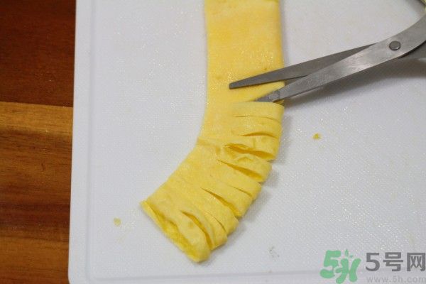 蘆筍開花了還可以吃嗎？蘆筍尾部開花能吃嗎？