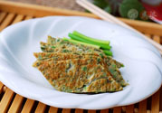 香椿雞蛋餅怎么做？香椿煎蛋餅怎么才能好吃？