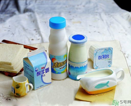 高血脂可以吃雞蛋嗎？高血脂可以喝牛奶嗎？