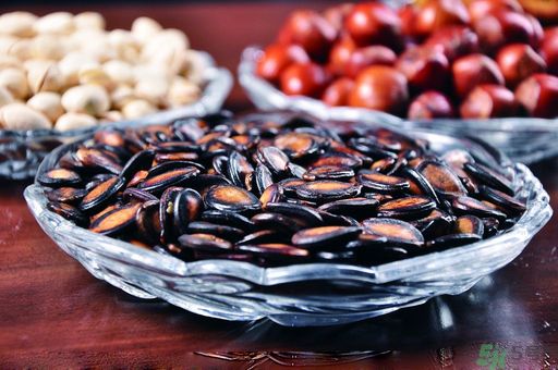 高血脂可以吃花生嗎？高血脂可以吃瓜子嗎？