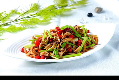 爆炒河蚌怎么做？河蚌怎么做才好吃？