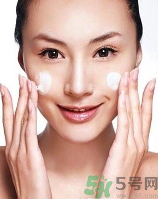 為什么會(huì)長痘痘？痘痘有哪幾種類型的？